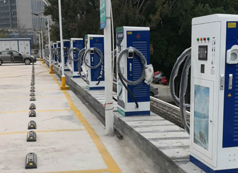 廈門(mén)高林萬(wàn)達(dá)充電站案例-120KW雙槍直 廈門(mén)高林萬(wàn)達(dá)充電站案例-120KW雙槍直