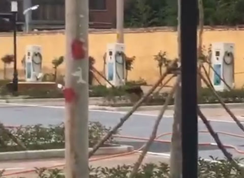 駐馬店市公共停車場充電站80kW雙槍直流 駐馬店市公共停車場充電站80kW雙槍直流