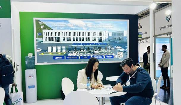 開拓歐洲市場新篇章！鴻嘉利攜光儲(chǔ)充一體化整體解決方案閃耀慕尼黑(圖3)
